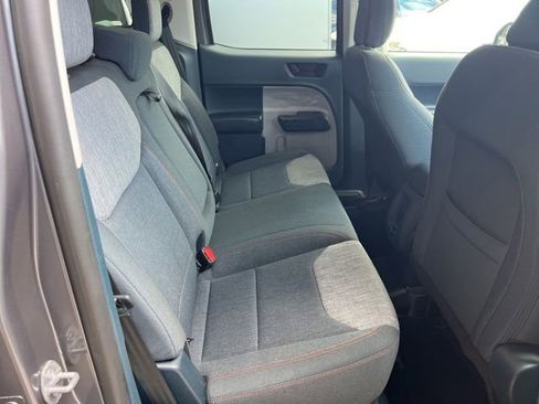 Certified 2022 Ford Maverick XLT FWD image 7