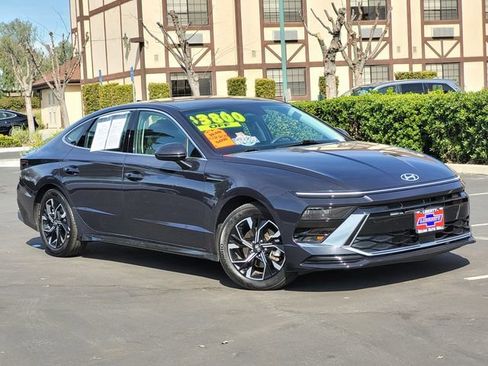 Used 2025 Hyundai Sonata SEL image 2