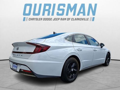 Used 2023 Hyundai Sonata SE FWD image 6