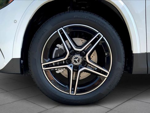 Certified 2025 Mercedes-Benz GLA 250 4MATIC image 15