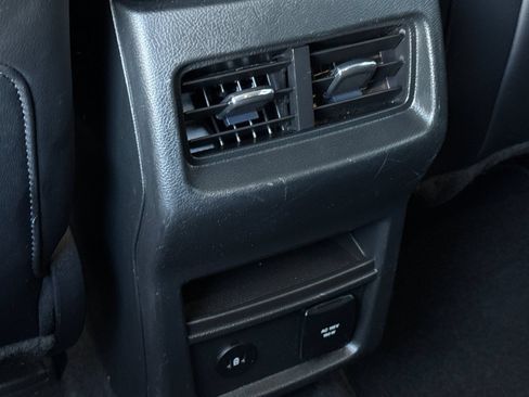 Used 2024 Ford Edge SEL w/ Convenience Package AWD/4WD image 14
