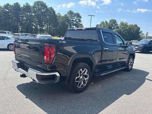 Used 2022 GMC Sierra 1500 SLT AWD/4WD image 10