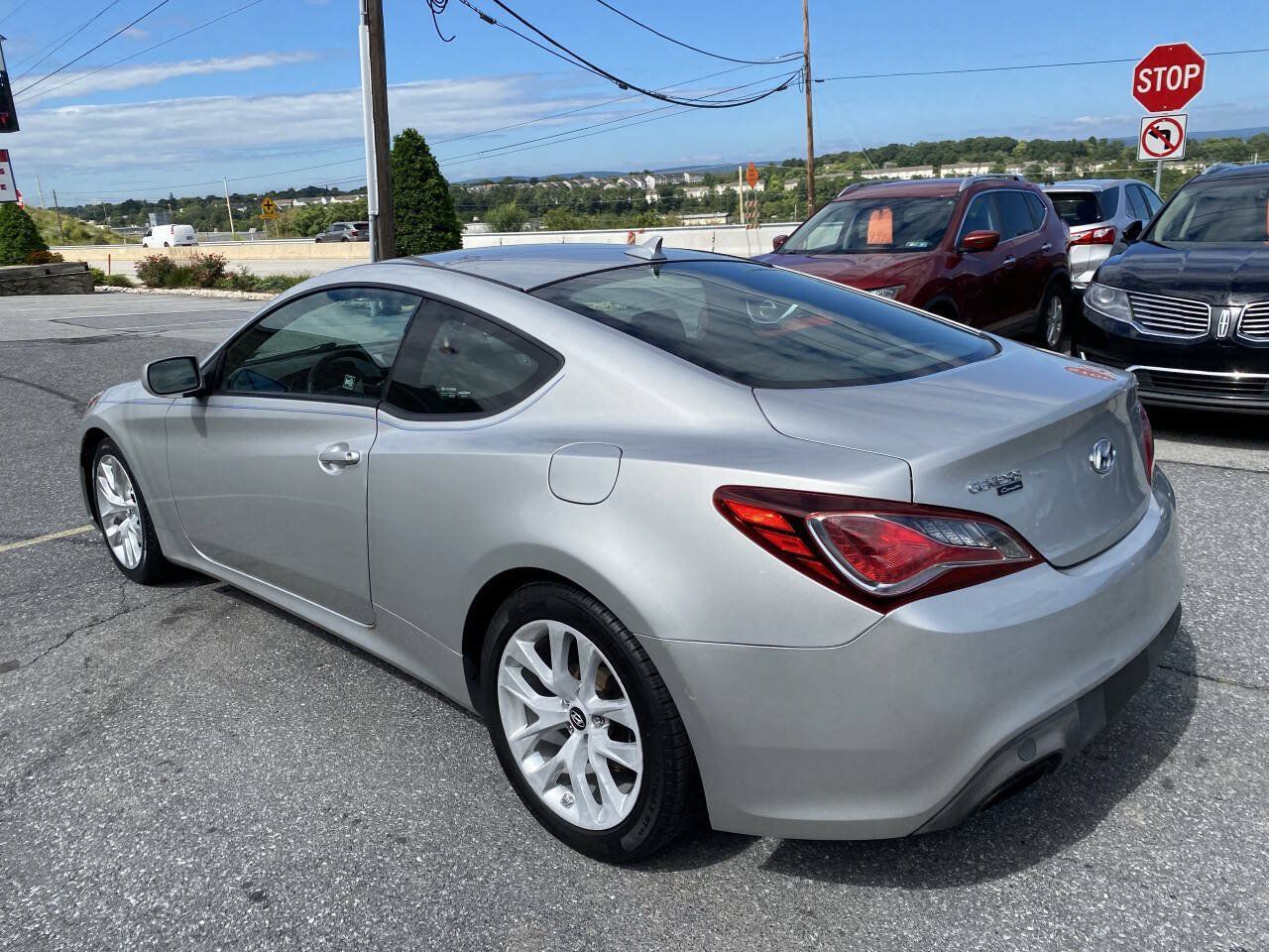 Used 2013 Hyundai Genesis 2.0T RWD image 7