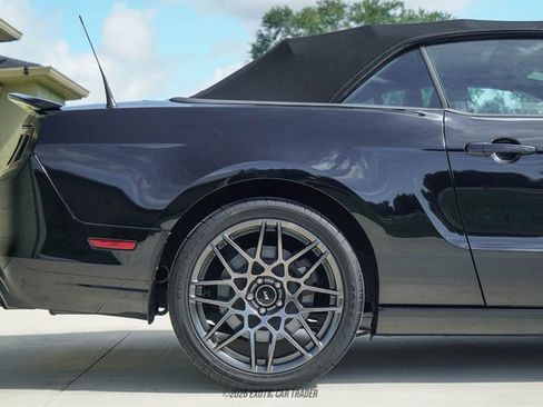 Used 2014 Ford Mustang Shelby GT500 w/ Equipment Group 821A RWD image 78