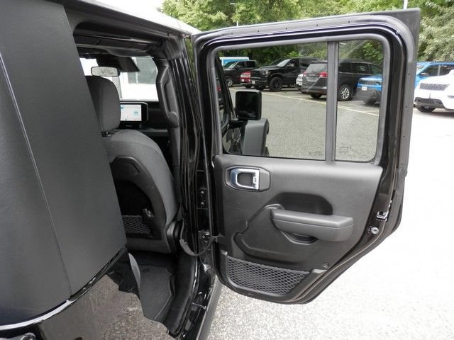 Used 2026 Jeep Gladiator Rubicon AWD/4WD image 34