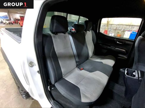 Certified 2020 Toyota Tacoma TRD Off-Road image 20