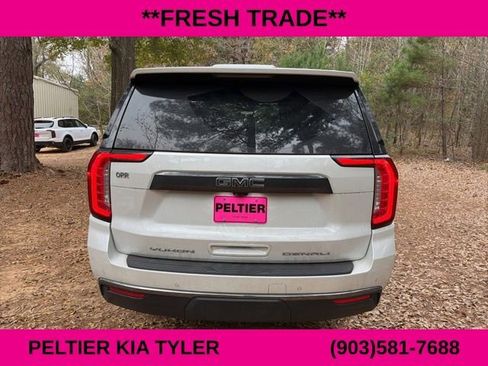 Used 2023 GMC Yukon XL Denali Ultimate image 13
