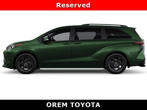 New 2026 Toyota Sienna XLE Woodland Edition AWD/4WD image 4