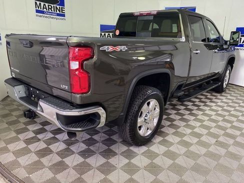 Used 2022 Chevrolet Silverado 2500 LTZ w/ LTZ Premium Package image 13