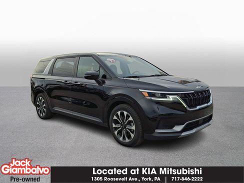 Used 2022 Kia Carnival EX image 1