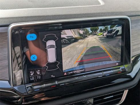 Used 2024 Volkswagen Atlas SEL image 23