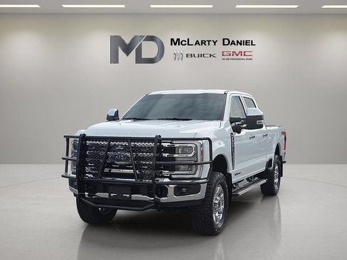 Used 2025 Ford F250 Lariat w/ Chrome Package AWD/4WD image 3