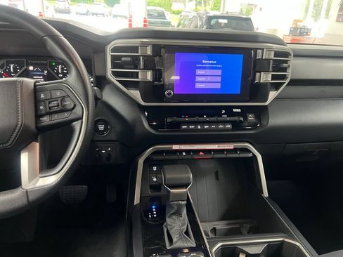 New 2026 Toyota Tundra SR5 AWD/4WD image 11