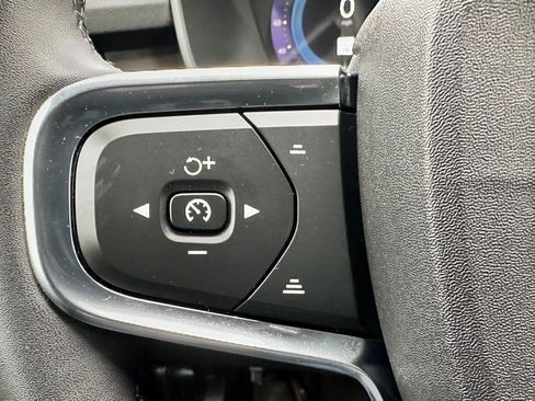 Used 2023 Volvo C40 P8 Recharge Ultimate image 24