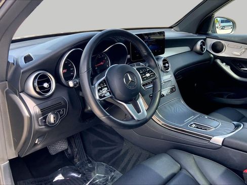 Used 2021 Mercedes-Benz GLC 300 4MATIC image 16