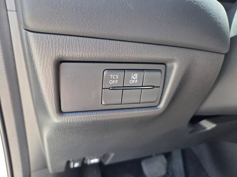 Used 2021 MAZDA CX-5 Touring FWD image 22