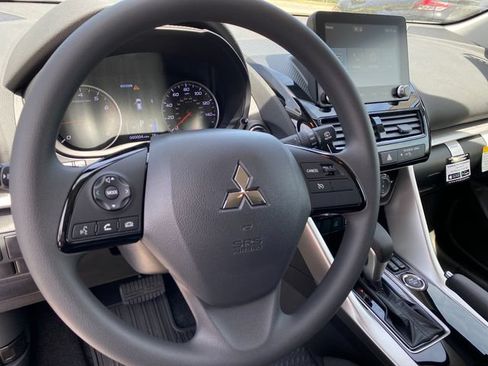 New 2026 Mitsubishi Eclipse Cross LE AWD/4WD image 12
