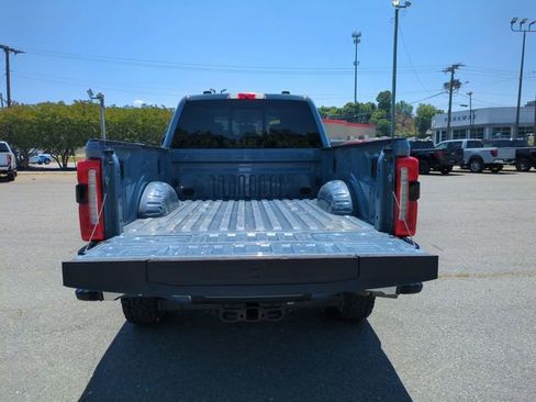 Used 2023 Ford F250 Lariat w/ Lariat Ultimate Package AWD/4WD image 31