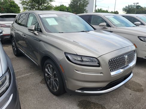 Certified 2023 Lincoln Nautilus Reserve w/ Equipment Group 201A AWD/4WD image 13