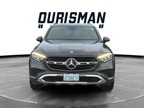 Used 2025 Mercedes-Benz GLC 300 4MATIC image 2