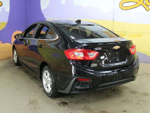 Used 2017 Chevrolet Cruze LT w/ RS Package FWD image 6