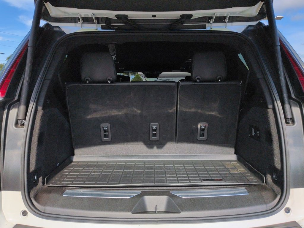 Used 2022 Cadillac Escalade Sport Platinum AWD/4WD image 15