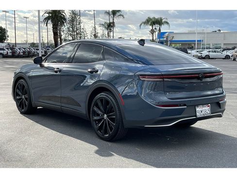 Used 2026 Toyota Crown Nightshade image 4