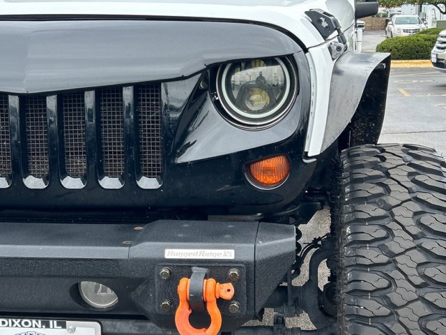 Used 2013 Jeep Wrangler Unlimited Sahara w/ Connectivity Group AWD/4WD image 4