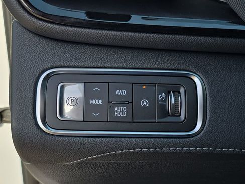 New 2026 Buick Enclave Sport Touring w/ LPO, Floor Liner Package AWD/4WD image 28