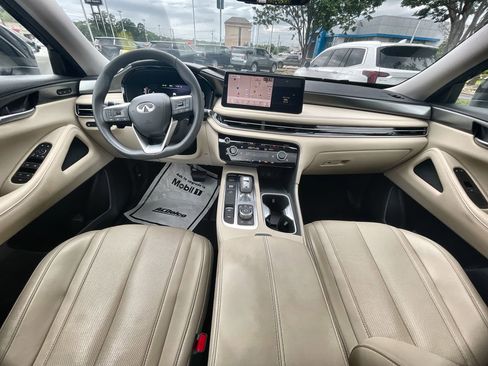 Used 2023 INFINITI QX60 Luxe w/ Cargo Package FWD image 21