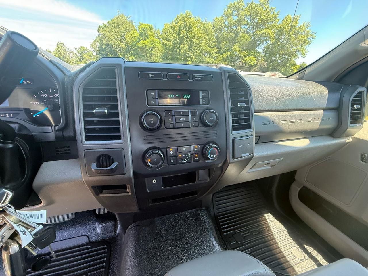 Used 2017 Ford F350 XL w/ Power Equipment Group RWD image 21