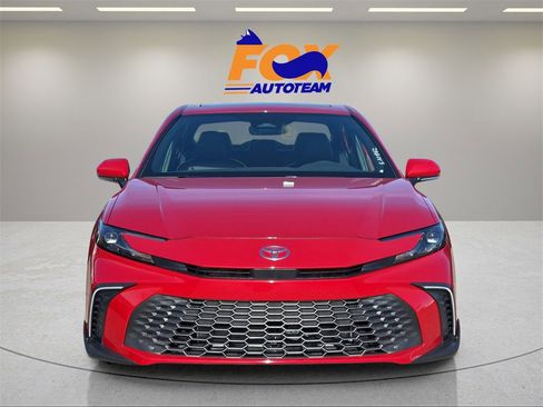 New 2026 Toyota Camry SE image 7