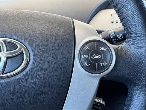 Used 2015 Toyota Prius Four FWD image 14