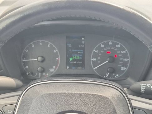 Certified 2024 Toyota Corolla Cross LE FWD image 25