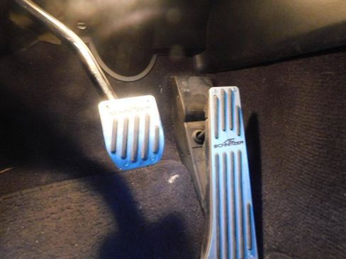 Used 2006 BMW M6 Coupe RWD image 26