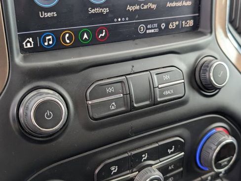 Used 2022 Chevrolet Silverado 2500 High Country w/ Z71 Off-Road Package image 31