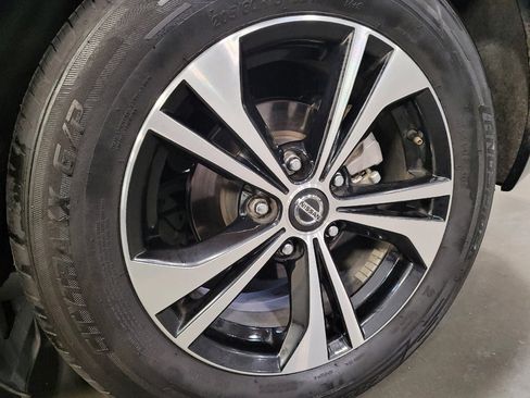 Used 2022 Nissan Sentra SV w/ All-Weather Package FWD image 31