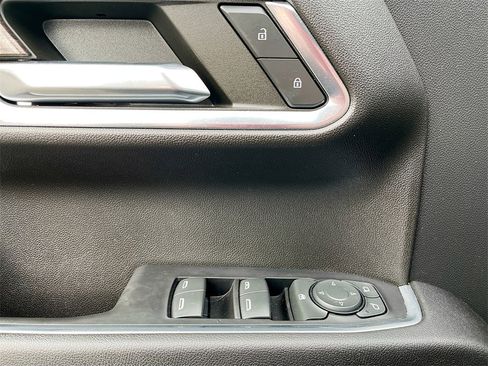 Used 2023 Chevrolet Silverado 1500 LT image 17