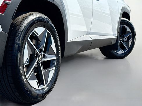 Certified 2025 Hyundai Tucson SEL image 17