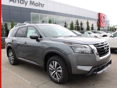New 2025 Nissan Pathfinder SL