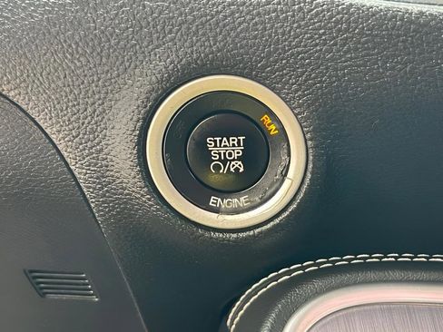 Used 2016 Dodge Challenger R/T Scat Pack image 22