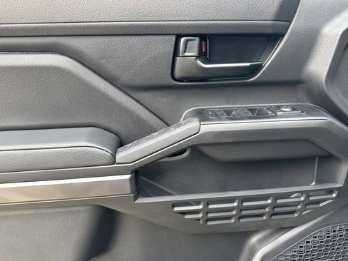 New 2025 Toyota Tacoma SR5 image 11