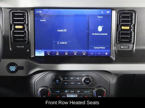 Used 2023 Ford Bronco Badlands image 24