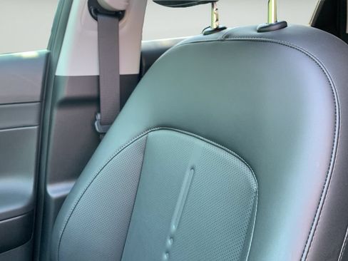 Certified 2024 Hyundai Kona Limited FWD image 48