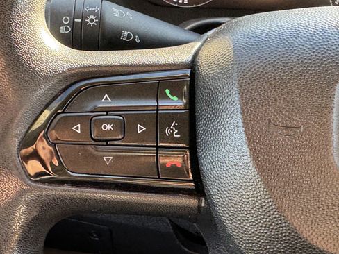 Used 2024 RAM ProMaster 2500 w/ Safety Group image 19