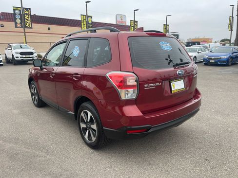 Used 2018 Subaru Forester 2.5i w/ Alloy Wheel Package image 5