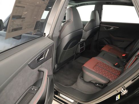 New 2026 Audi RS Q8 performance image 27