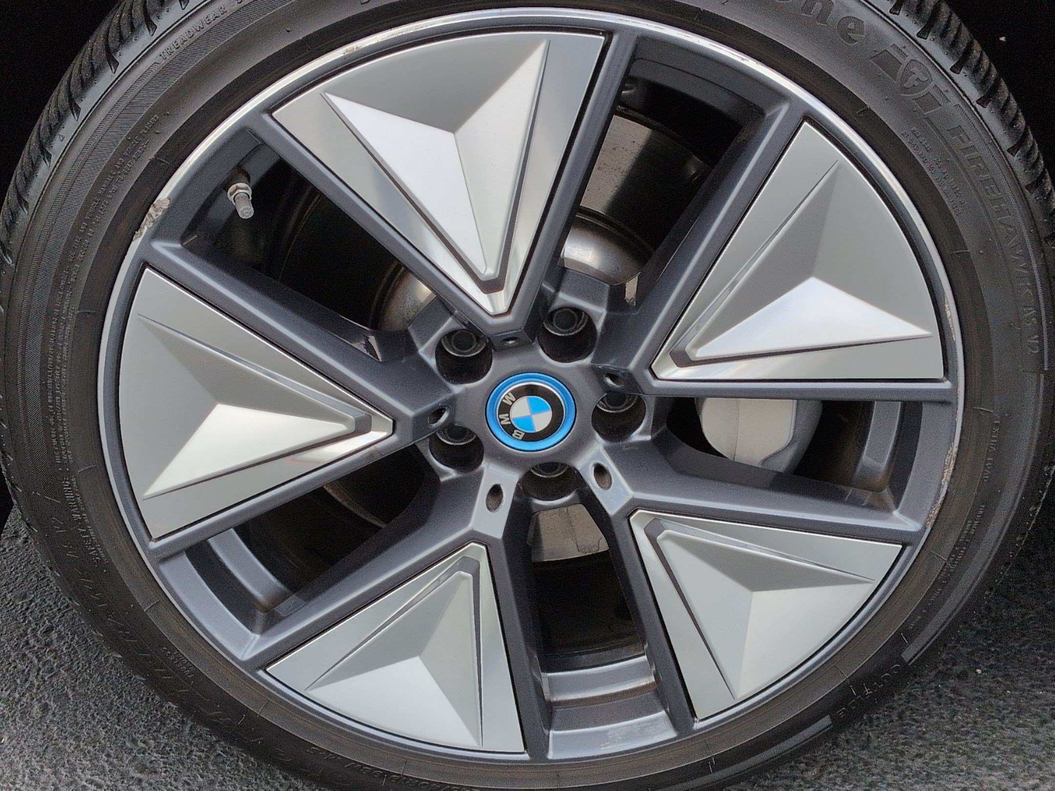 Used 2023 BMW i4 eDrive35 RWD image 13