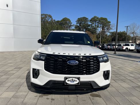 New 2026 Ford Explorer ST-Line w/ Premium Package RWD image 9