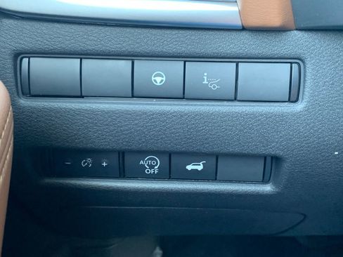 New 2026 Nissan Rogue Platinum image 18